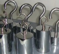 牛《N》。磅《lb》砝碼